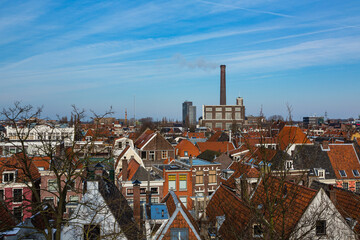 Fototapeta premium オランダ ライデンのライデン要塞から望む街並み