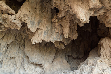 Formas abstractas en las paredes de la cueva de La Garita, cerca de la población de Chera, en la provincia de Valencia. Comunidad Valenciana. España. Europa