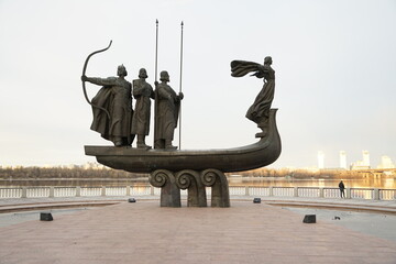 Monument to the founders of Kiev - obrazy, fototapety, plakaty