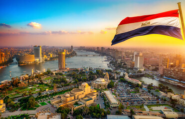 The flag flies over Cairo - obrazy, fototapety, plakaty