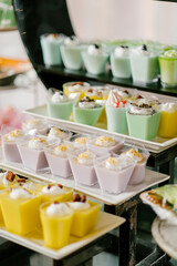 WEDDING TABLE RESTAURANT DECORATION