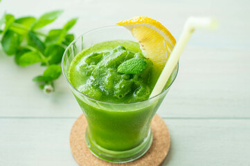 ミント入りレモネード　リモナナ