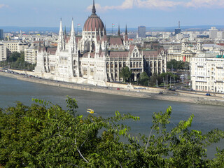Fototapeta premium hungarian parliament building