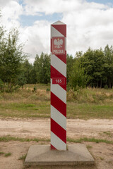 Polski słup graniczny na granicy Polski z Białorusią