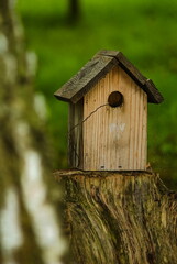 Budka lęgowa dla ptaków. Nesting box for birds.