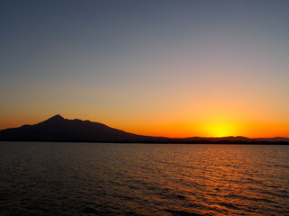 Naklejka na ściany i meble Sunset over Lake Nicaragua