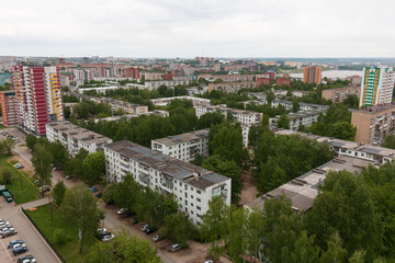 Fototapeta na wymiar new houses in the city of Izhevsk
