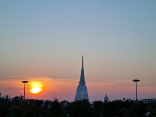 Fototapeta premium Sunset on Pagoda 