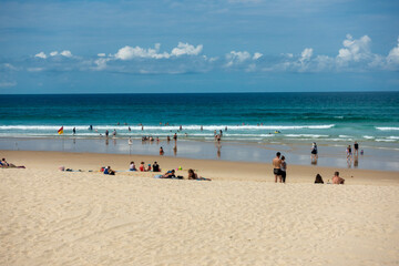 オーストラリア、ゴールドコーストのサーファーズパラダイス周辺にある観光名所を旅行する風景 Scenic travel around Surfers Paradise, Gold Coast, Australia.