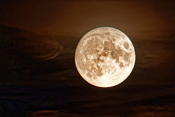 Vollmond als Detailafnahme © shennen_de