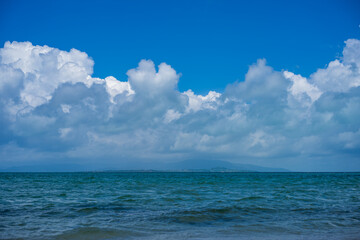 Obraz premium beach with blue sky