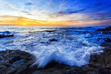 Sea TB dark in arc wave