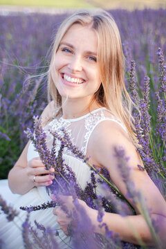 Perfect smiling blonde bride, woman portrait outdoor