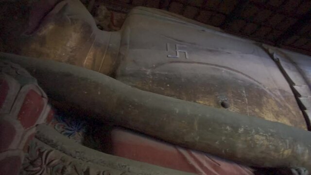 Pan right | The famous reclining Buddha in Dafo temple in Zhangye, China | Silk Road