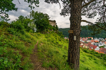 Wonderful hike through the Laucherttal on the southern edge of the Swabian Alb