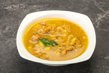 Pea soup with smoked meat