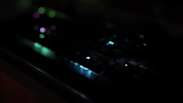 Teclado retroiluminado c&aacute;mara lenta - 2