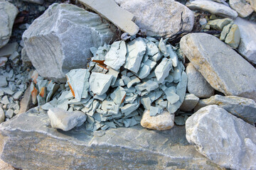 Stone crumbling into small pieces.