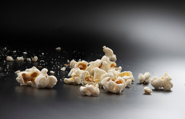 Raw corn and popcorn, ready to serve and eat