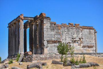 Obraz premium Ancient Temple Ruins 