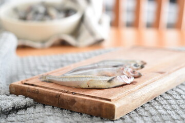 some cornalitos on a wooden board