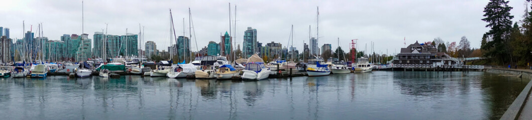Fototapeta na wymiar カナダ・バンクーバーの観光名所を旅行する風景Scenes from a trip to the sights of Vancouver, Canada.