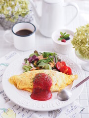 洋食 オムライスでランチタイム