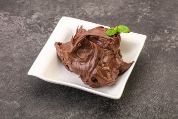 Chocolate spread with nazelnut