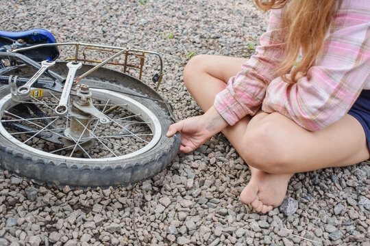 Flat Bicycle Tyre Images Browse 4 848 Stock Photos Vectors and Video Adobe Stock