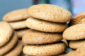 not very sweet dry and crunchy cookies