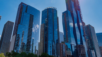 Fototapeta na wymiar The High rise buildings of Chicago downtown - CHICAGO, ILLINOIS - JUNE 11, 2019