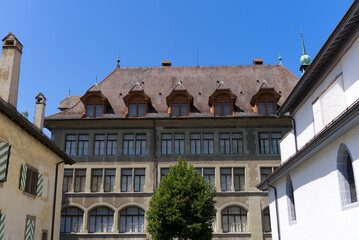 Obraz premium Old town of City of Nyon on a sunny summer day. Photo taken August 11th, 2021, Nyon, Switzerland.