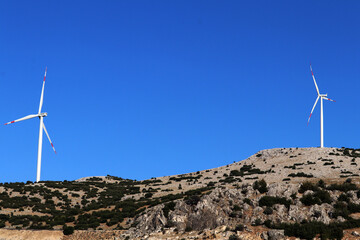 wind turbine and turbines