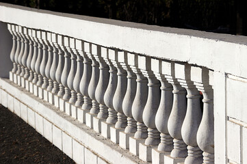 Diagonal view of repetitive pattern of molded concrete compound