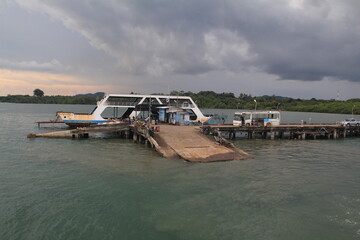 Fototapeta premium Ferry Pier to Koh Chang, Thailand