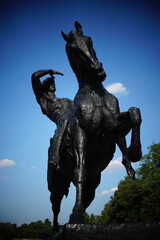 monument to the soldiers