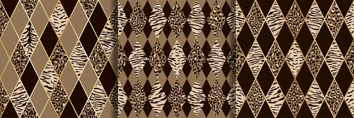 Poster Im Rahmen Animal Beige and Brown Geometric Seamless Patterns Set © kronalux