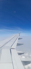 Obraz premium wing of airplane