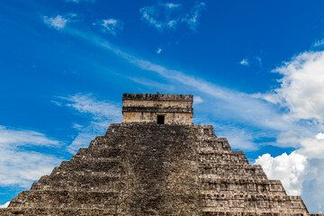 Obraz na płótnie Canvas Pirámide de Chichen Itza, México, Yucatán