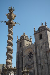 Fototapeta na wymiar Facade details of the cathedral of Porto