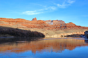 	
Colorado River Valley, Utah in winter	