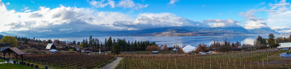 カナダ、ブリティッシュコロンビア州、ケロウナの観光名所を旅行する風景 Scenes from a trip to the sights of Kelowna, British Columbia, Canada 