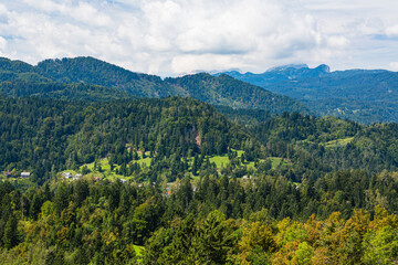 スロベニア　ブレッド城から望む風景