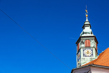 Fototapeta na wymiar スロベニア　リュブリャナの旧市街にある市庁舎