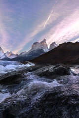 RÍO  de PARQUE NACIONAL torres del paine chile