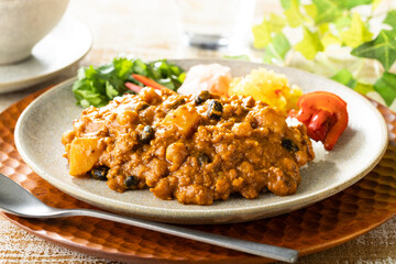 ピリッとスパイシーなキーマカレー