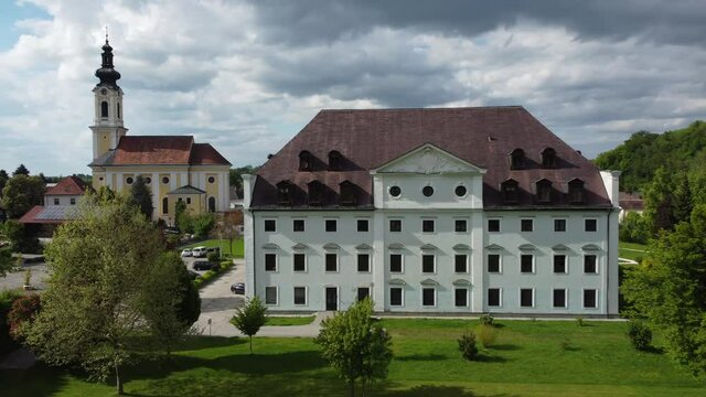 Zell an der Pram,Upper Austria (Schloss & Pfarramt)