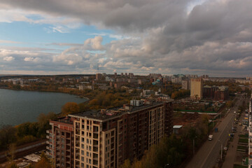 Fototapeta na wymiar view of Izhevsk and the pond