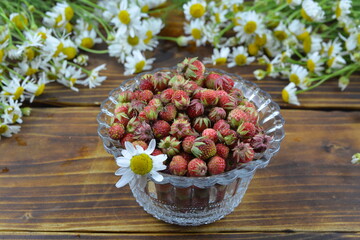 apples in a basket