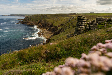 Fototapeta na wymiar Landscape photo of the cliffs facing the Atlantic Ocean in Cornwall, United Kingdom.